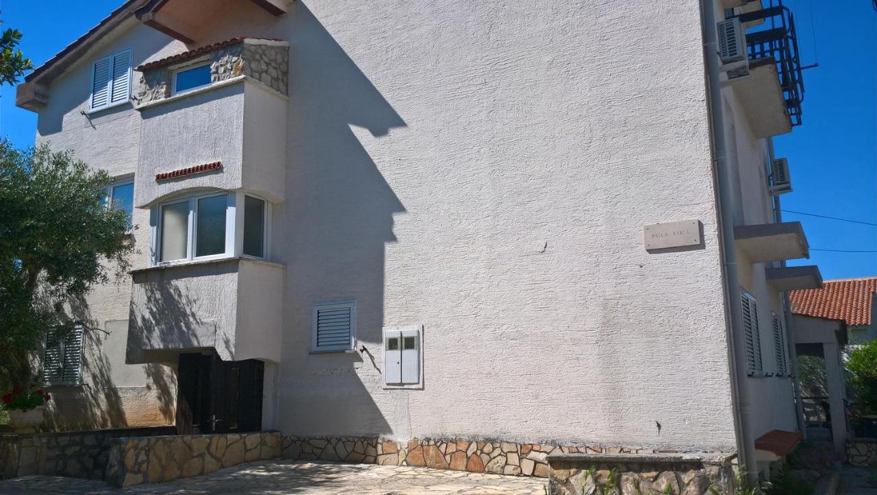 Apartmani "Lorenzo" Novalja Exterior foto